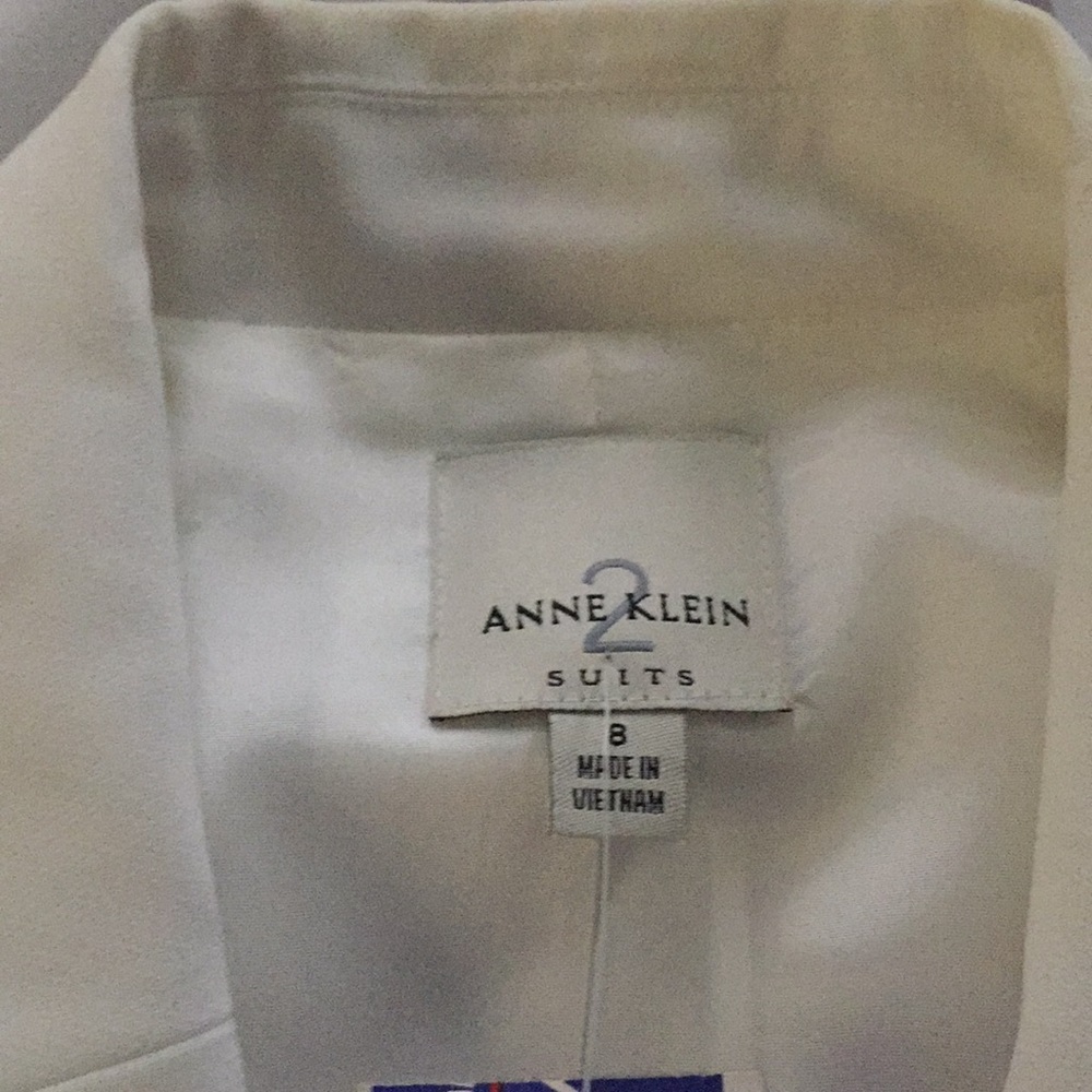 White 2pc suit